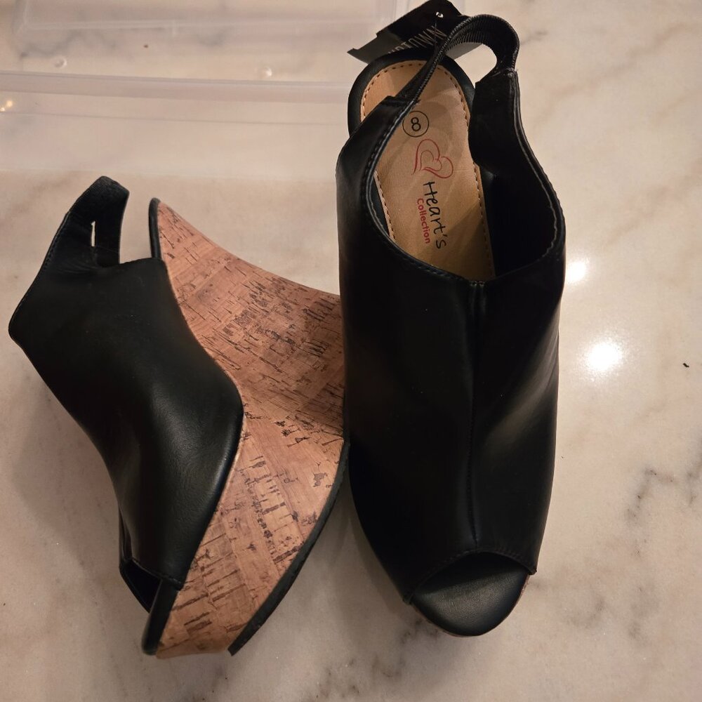 New Heart's Collection Women's Black Peep Toe Cork Wedge Sandals Size 8